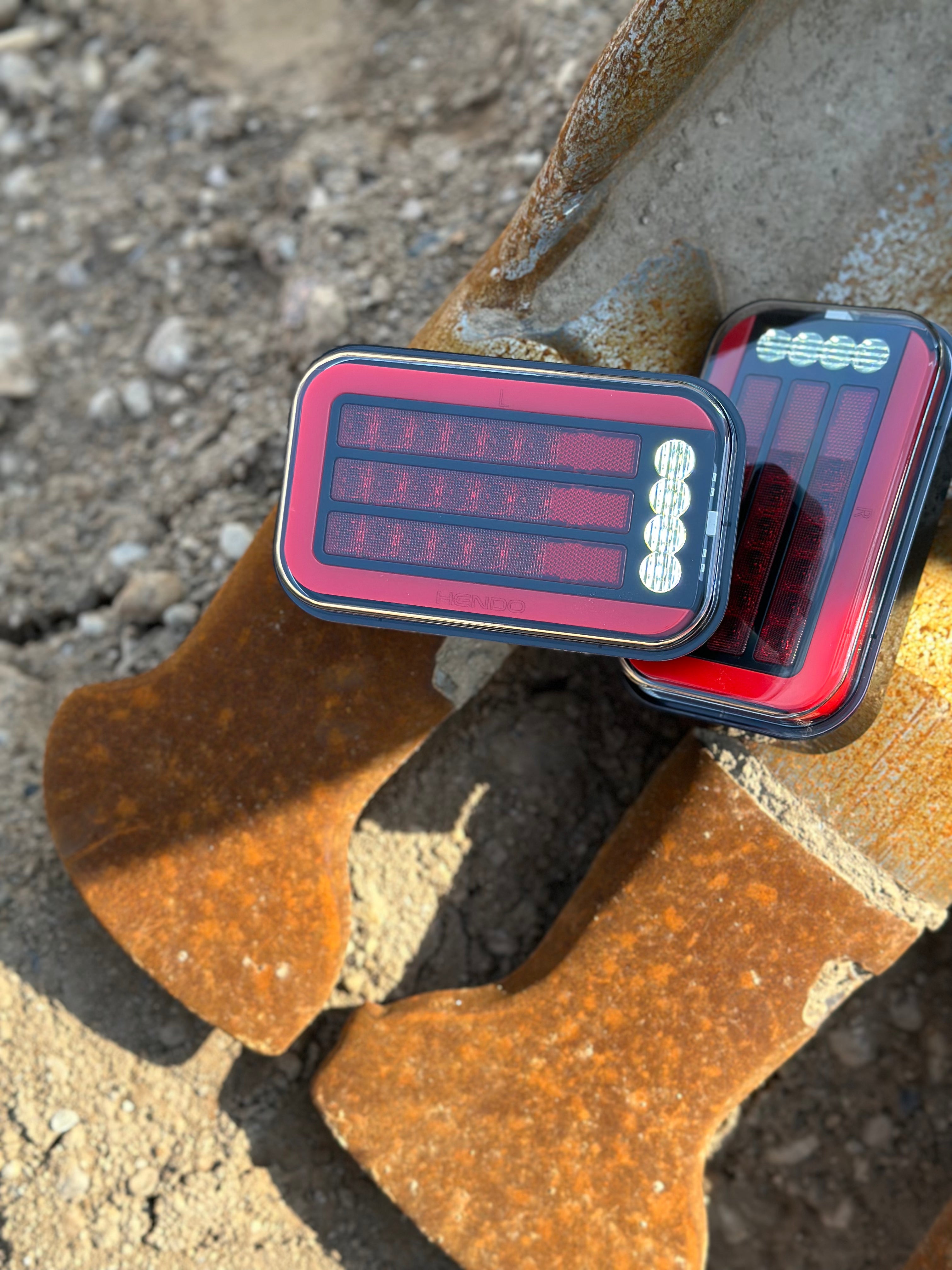 Hendo LED Wireless Trailer Light Kit – T1 Dual Transmitter Edition