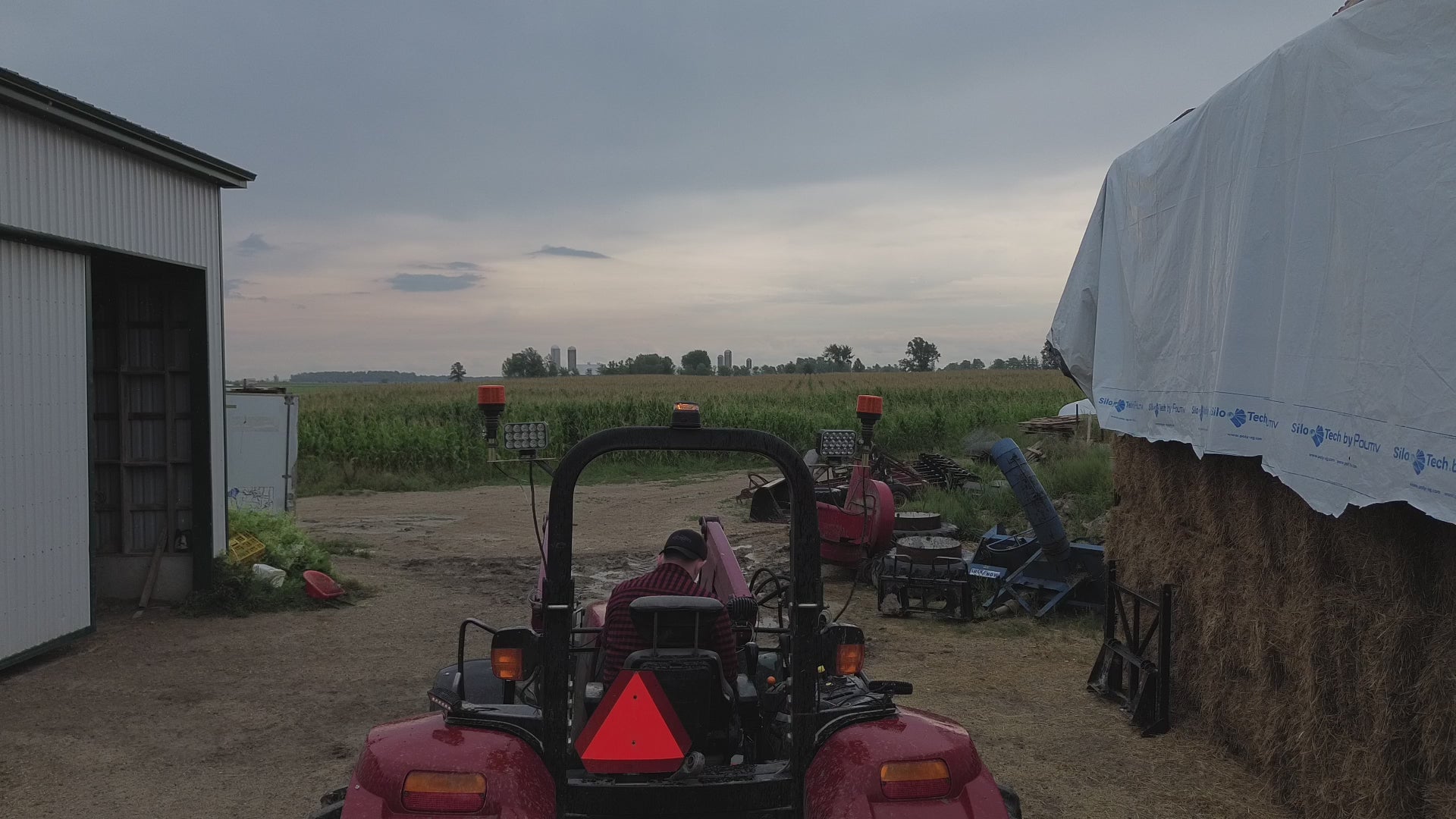 HB54 Wireless Class 1 Heavy-Duty Beacon With Remote– Black